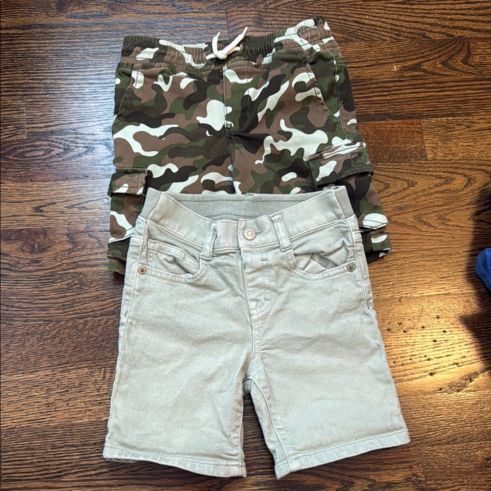 Gymboree Green and Tan Shorts Set for Versatile Style